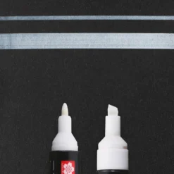 Sakura Permapaque Twin Point – 50 Hvit